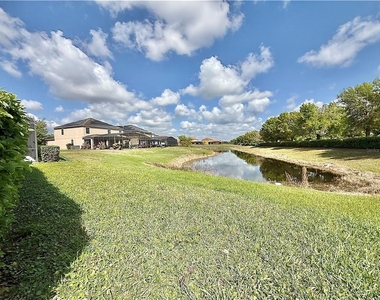 2136 Victoria Drive - Photo Thumbnail 23