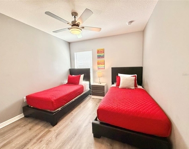 2136 Victoria Drive - Photo Thumbnail 20