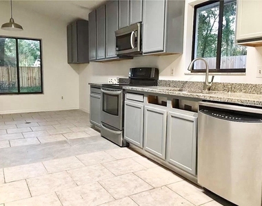 5419 Stirrup Way - Photo Thumbnail 13