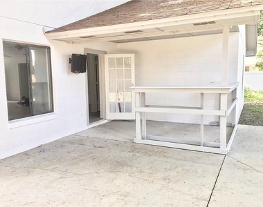 5419 Stirrup Way - Photo Thumbnail 23
