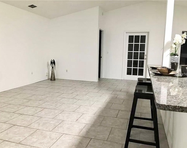 5419 Stirrup Way - Photo Thumbnail 8