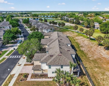 1323 Priory Circle - Photo Thumbnail 3