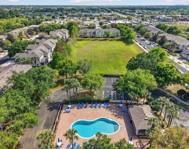 1323 Priory Circle - Photo Thumbnail 5