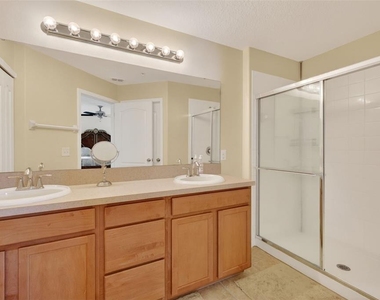 1323 Priory Circle - Photo Thumbnail 30