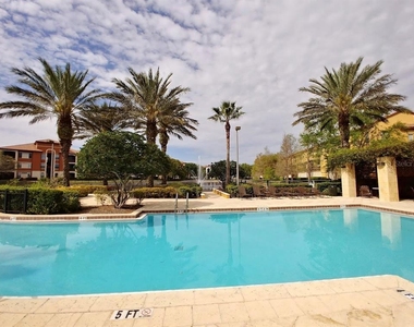 6137 Metrowest Boulevard - Photo Thumbnail 22