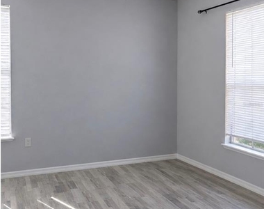 6137 Metrowest Boulevard - Photo Thumbnail 26