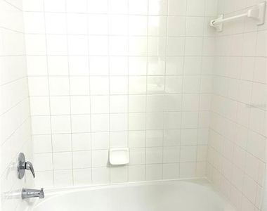 6137 Metrowest Boulevard - Photo Thumbnail 15