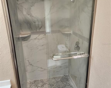3246 Ne 7th Lane - Photo Thumbnail 22
