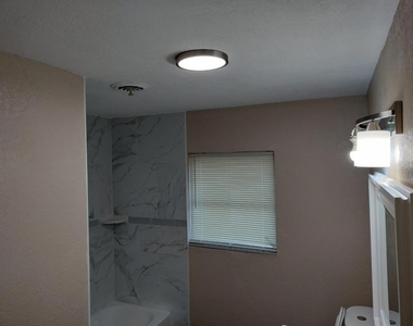 3246 Ne 7th Lane - Photo Thumbnail 15