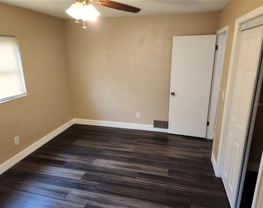 3246 Ne 7th Lane - Photo Thumbnail 21