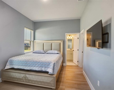 14919 Sw 46th Circle - Photo Thumbnail 10