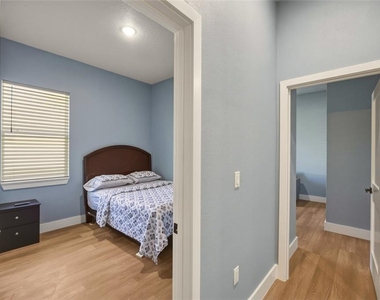 14919 Sw 46th Circle - Photo Thumbnail 14