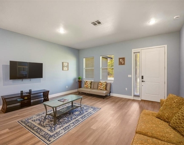 14919 Sw 46th Circle - Photo Thumbnail 18