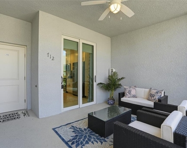 14204 Heritage Landing Boulevard - Photo Thumbnail 6