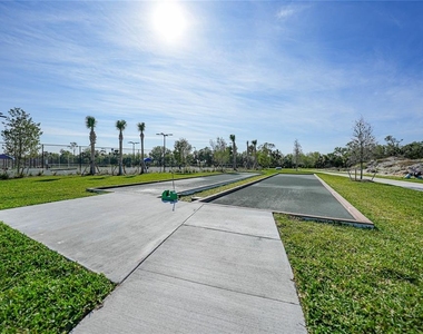 14204 Heritage Landing Boulevard - Photo Thumbnail 61