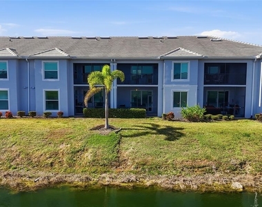 14204 Heritage Landing Boulevard - Photo Thumbnail 32