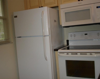 7211 W Country Club Drive N - Photo Thumbnail 3