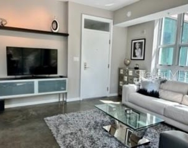 1350 Main Street - Photo Thumbnail 5