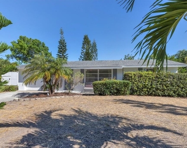 2323 Doud Street - Photo Thumbnail 2