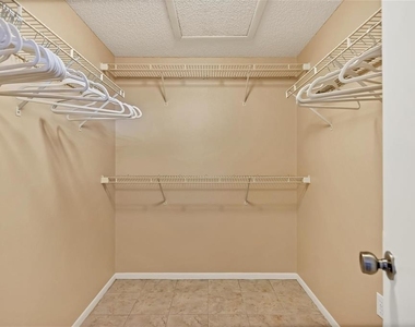 2323 Doud Street - Photo Thumbnail 22