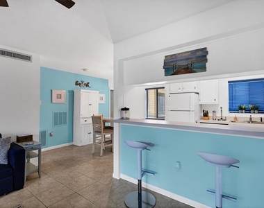 5669 Ashton Lake Drive - Photo Thumbnail 3