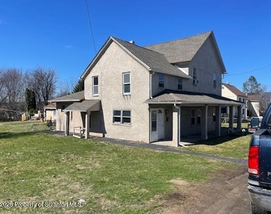 210 Crane Street - Photo Thumbnail 1