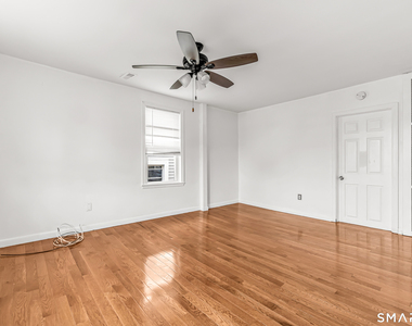 1504 Iranistan Avenue - Photo Thumbnail 4