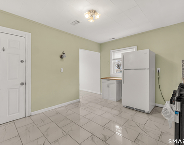 1504 Iranistan Avenue - Photo Thumbnail 9