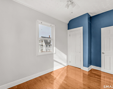 1504 Iranistan Avenue - Photo Thumbnail 7