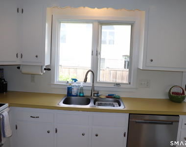14 Leeway Drive - Photo Thumbnail 13