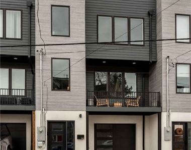 240 E Jefferson St - Photo Thumbnail 2