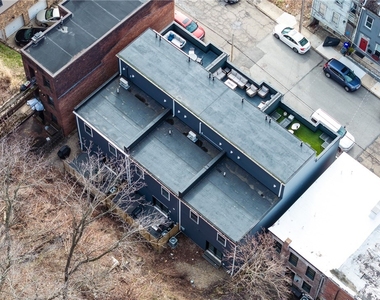240 E Jefferson St - Photo Thumbnail 43