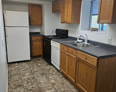 6126 Saltsburg Rd - Photo Thumbnail 4