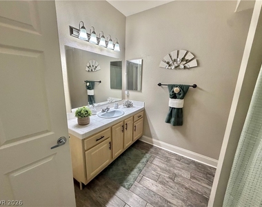 5250 S Rainbow Boulevard - Photo Thumbnail 13