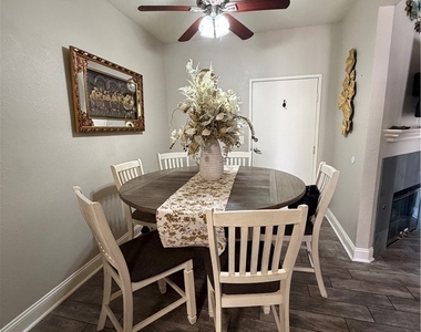 5250 S Rainbow Boulevard - Photo Thumbnail 11