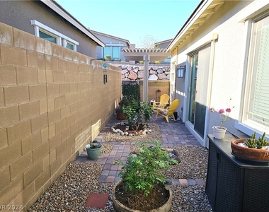 921 Mayfield Manor Lane - Photo Thumbnail 12
