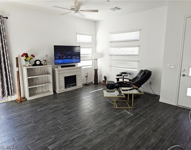 921 Mayfield Manor Lane - Photo Thumbnail 1