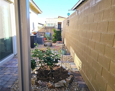 921 Mayfield Manor Lane - Photo Thumbnail 11