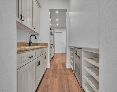 11280 Granite Ridge Drive - Photo Thumbnail 12