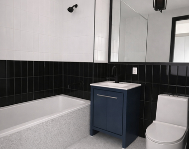 1042 President Street - Photo Thumbnail 3
