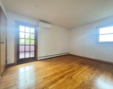 300 Rano Boulevard - Photo Thumbnail 8