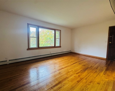 300 Rano Boulevard - Photo Thumbnail 12