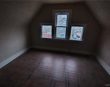 147 E Matson Avenue - Photo Thumbnail 14