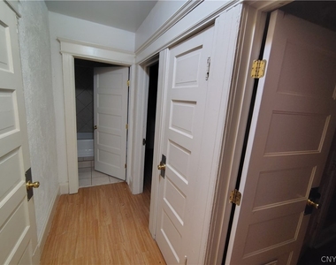 147 E Matson Avenue - Photo Thumbnail 11