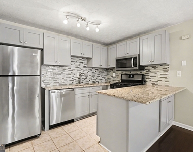 918 Dunbar Drive - Photo Thumbnail 5