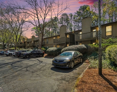 918 Dunbar Drive - Photo Thumbnail 15