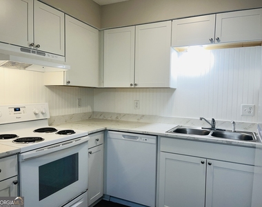 314 Harwell Avenue - Photo Thumbnail 8