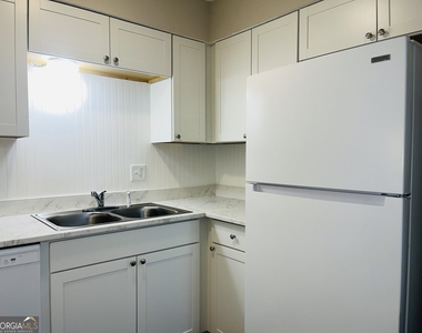 314 Harwell Avenue - Photo Thumbnail 10