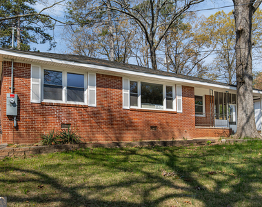 2064 Gober Avenue Se - Photo Thumbnail 2
