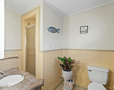 399 Golfview Drive - Photo Thumbnail 23